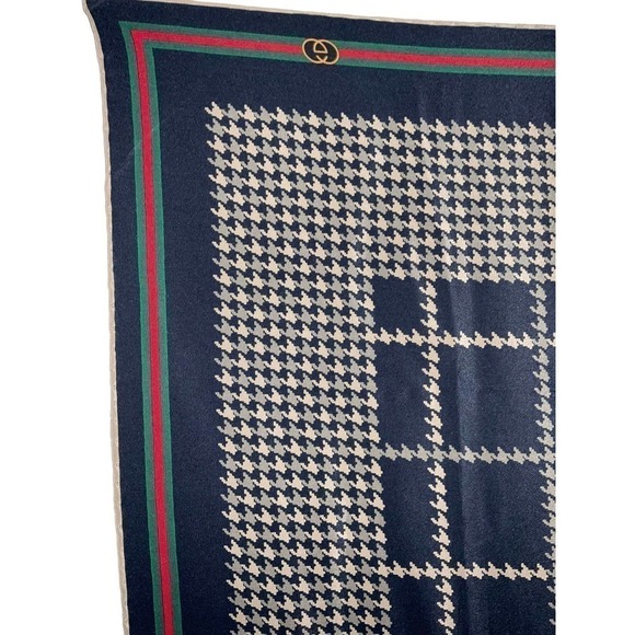 GUCCI ACCESSORY COLLECTION 100% SILK SCARF FRENCH HORN 90 - Picture 5 of 13